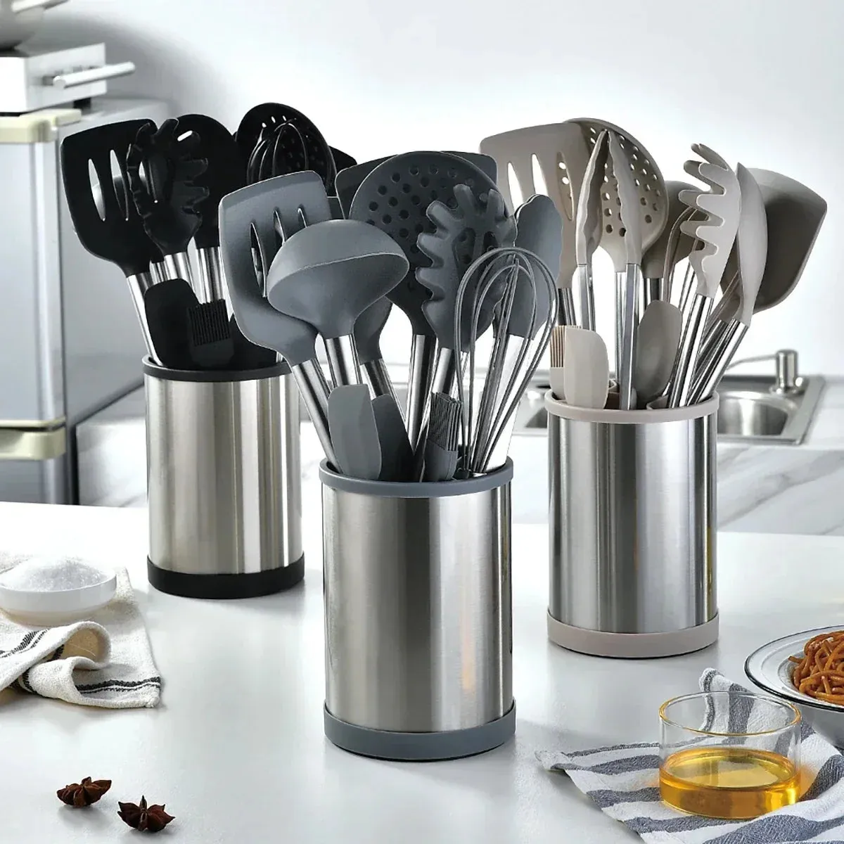 12 Piece Non Stick Kitchen Utensil Set With Rotating Storage Bucket