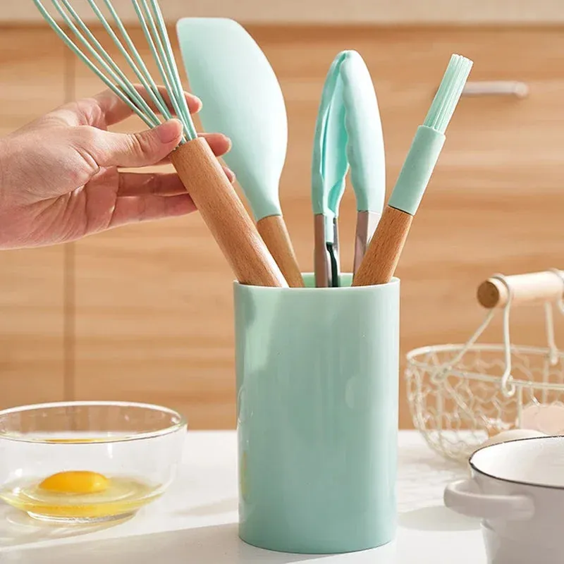 12P Silicone Non Stick Kitchen Utensil Set With Wooden Handle