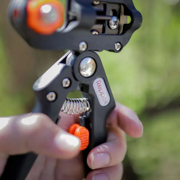 Reppex - Pruning tool for fruits